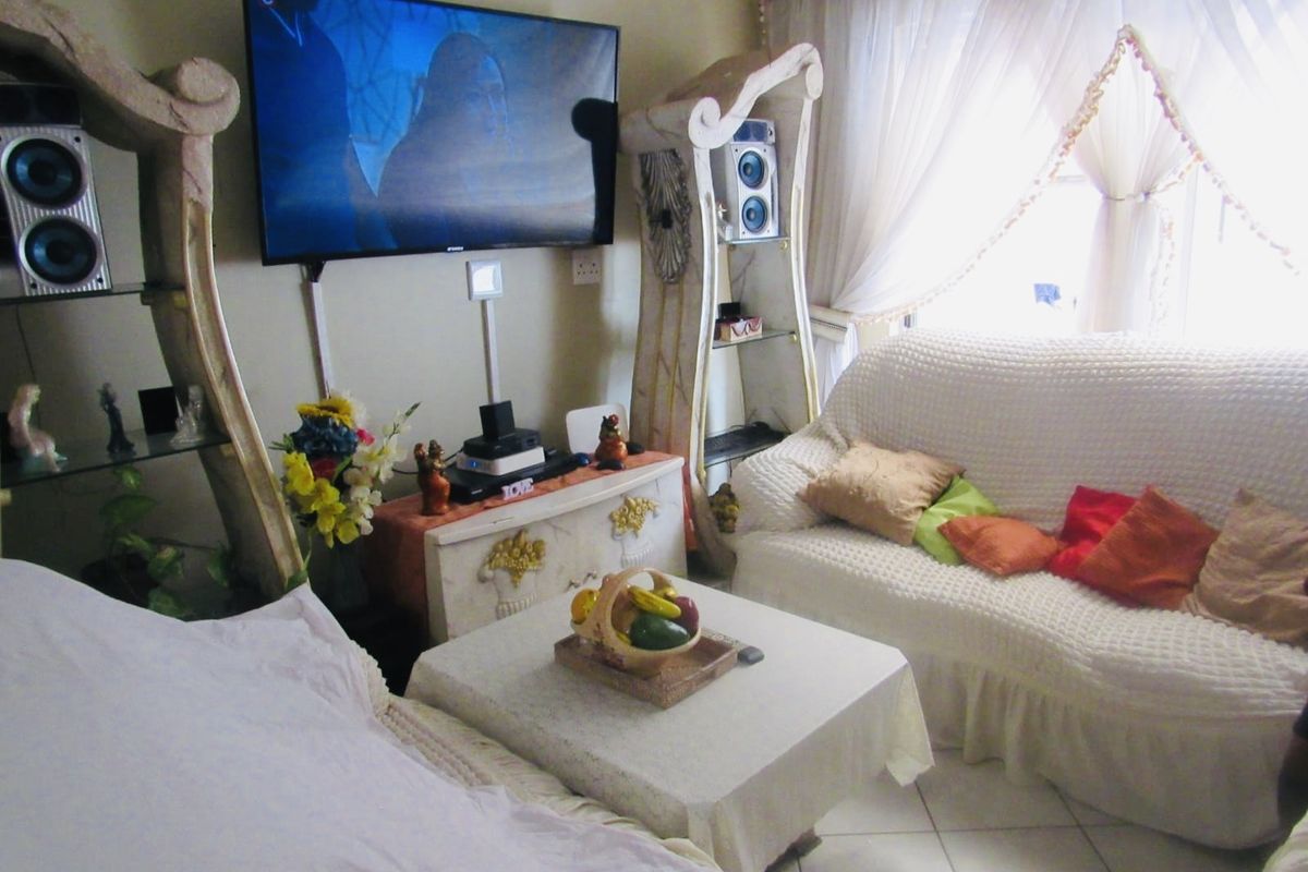 Modern 3-Bedroom Home in Secure Gated Community with Solar Geyser & CCTV - Photo 3