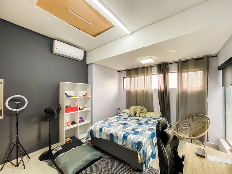 A Warm & Welcoming Family Haven - Photo 10