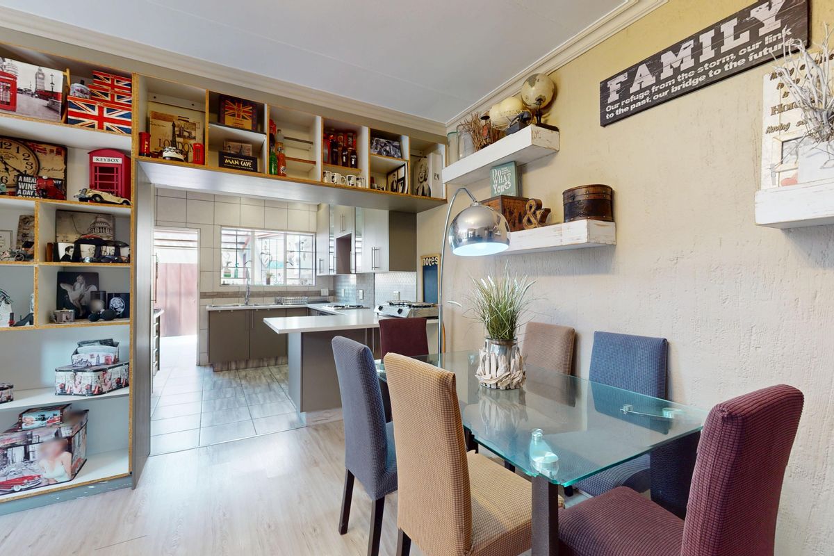 modern 3  bed simplex in  secure complex - Photo 4