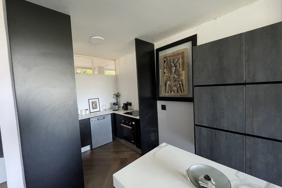 Your Private Urban Oasis - Photo 3