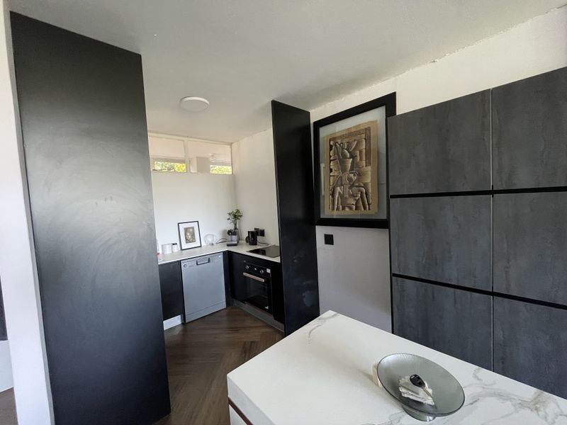 Your Private Urban Oasis - Photo 3