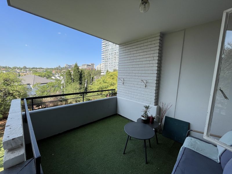 Your Private Urban Oasis - Photo 8