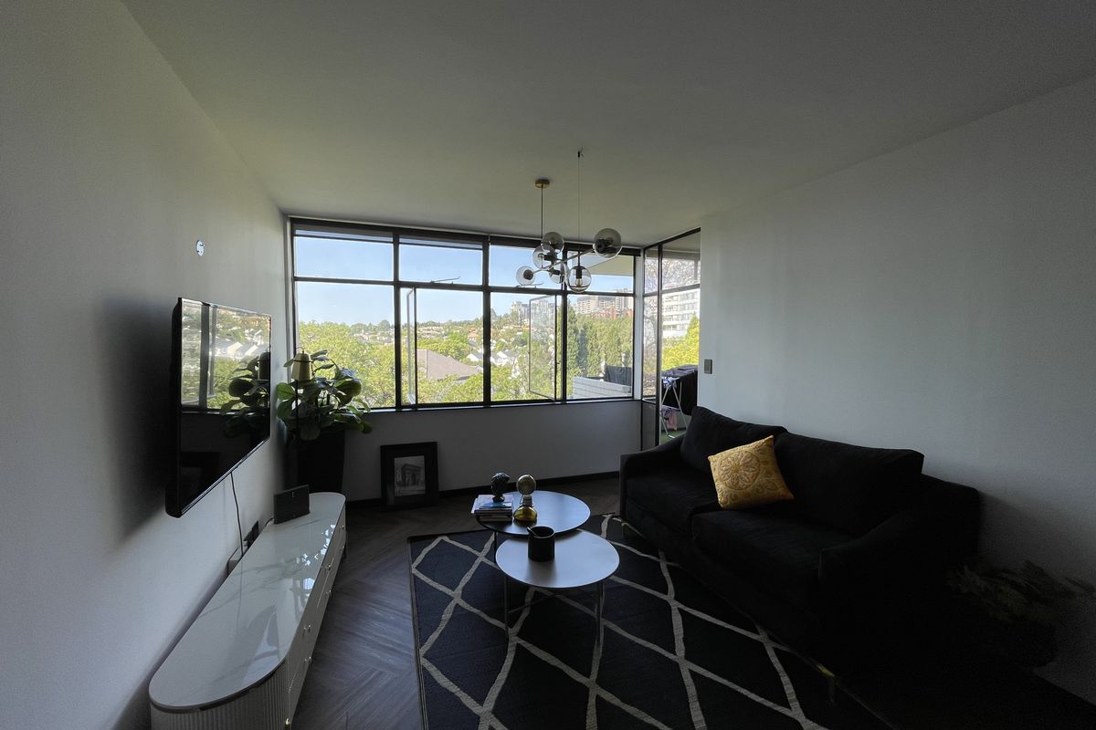 Your Private Urban Oasis - Photo 2