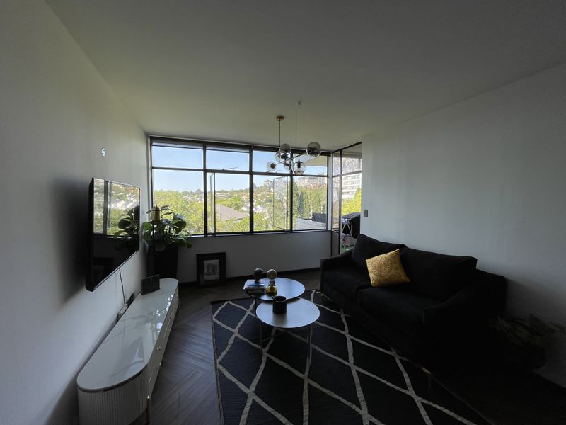 Your Private Urban Oasis - Photo 2