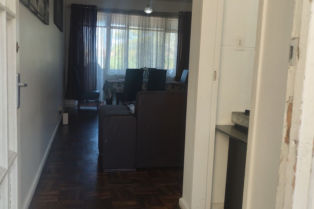 Charming apartment for sale in Sydenham, Gqeberha. Perfect for 1 time buyers or investors!! - Photo 2