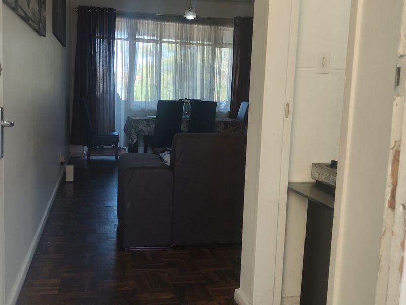 Charming apartment for sale in Sydenham, Gqeberha. Perfect for 1 time buyers or investors!! - Photo 2