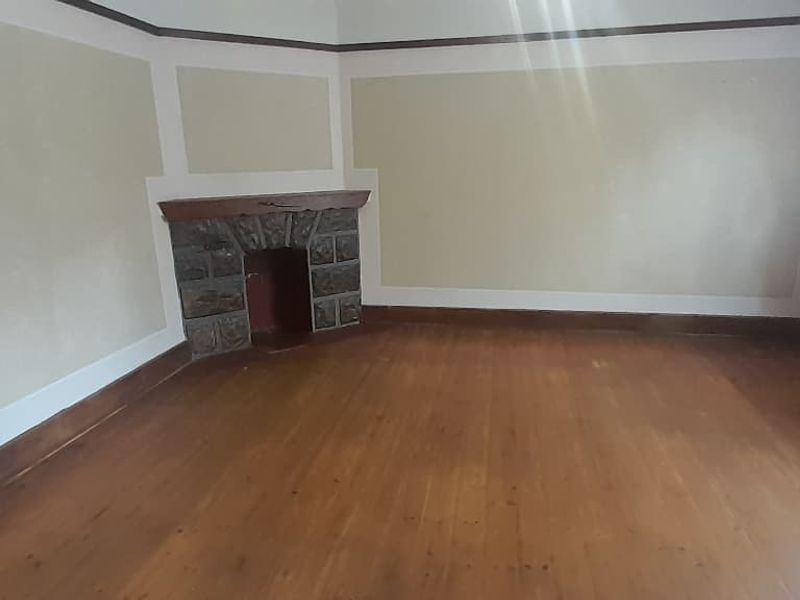 Golden oldie 3 bedroom for sale in Laversburg - Photo 6