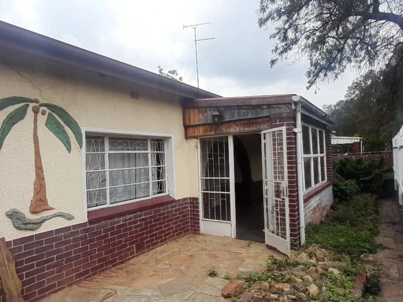 Golden oldie 3 bedroom for sale in Laversburg - Photo 4