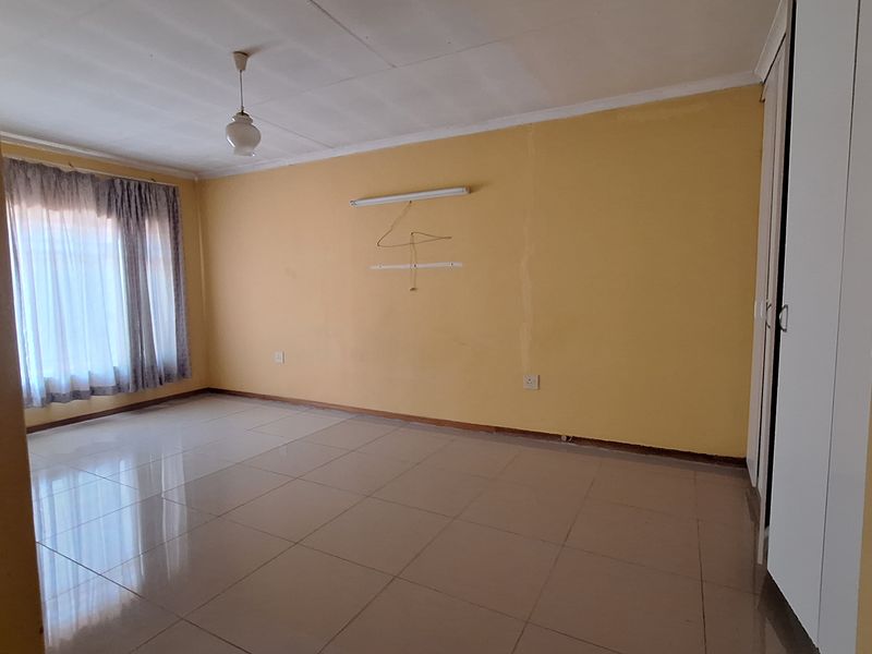 Town House close to town for sale - Photo 9