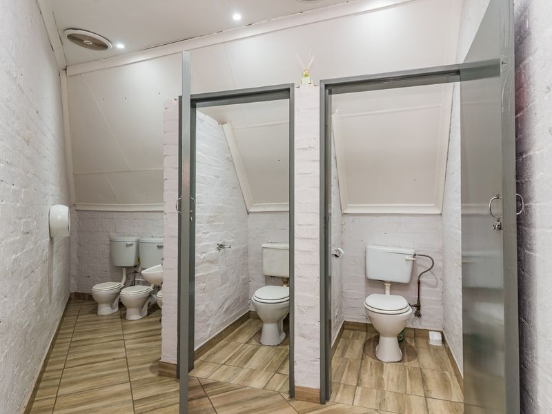 Fantastic Commercial and Investment Facility Ready for Usage!!! - Photo 5