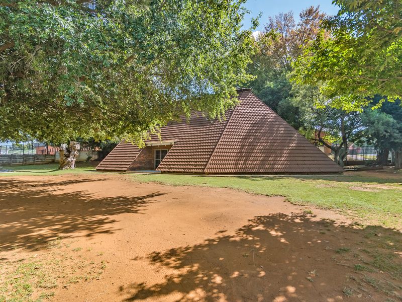 Fantastic Commercial and Investment Facility Ready for Usage!!! - Photo 7