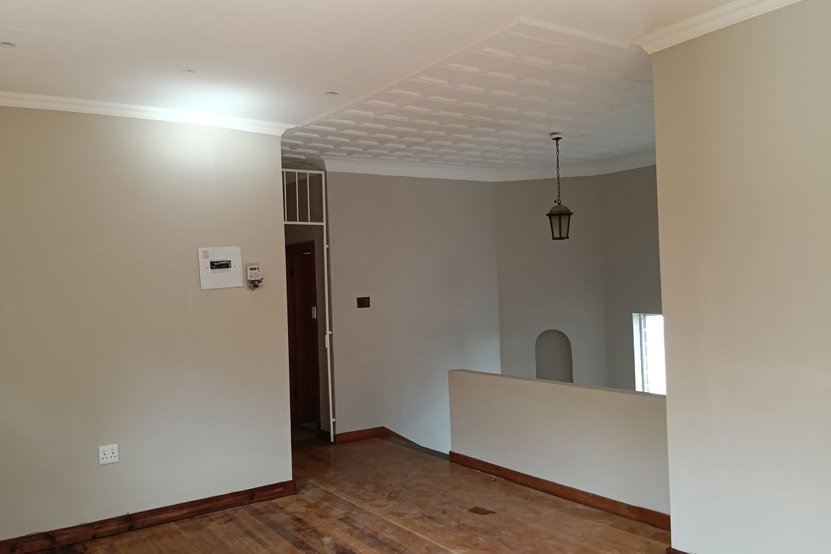Charming, Fully renovated Apartment Close to Korsman’s Bird Sanctuary - Photo 3