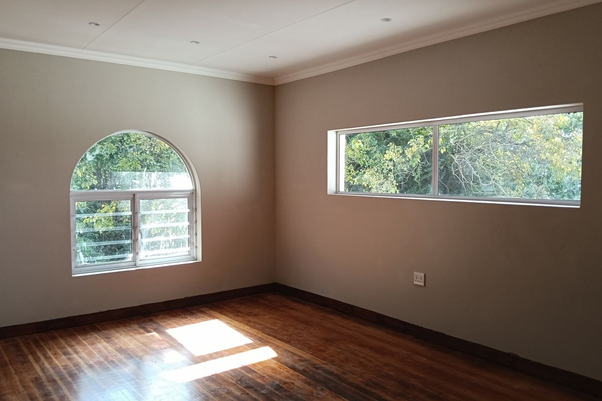 Charming, Fully renovated Apartment Close to Korsman’s Bird Sanctuary - Photo 2