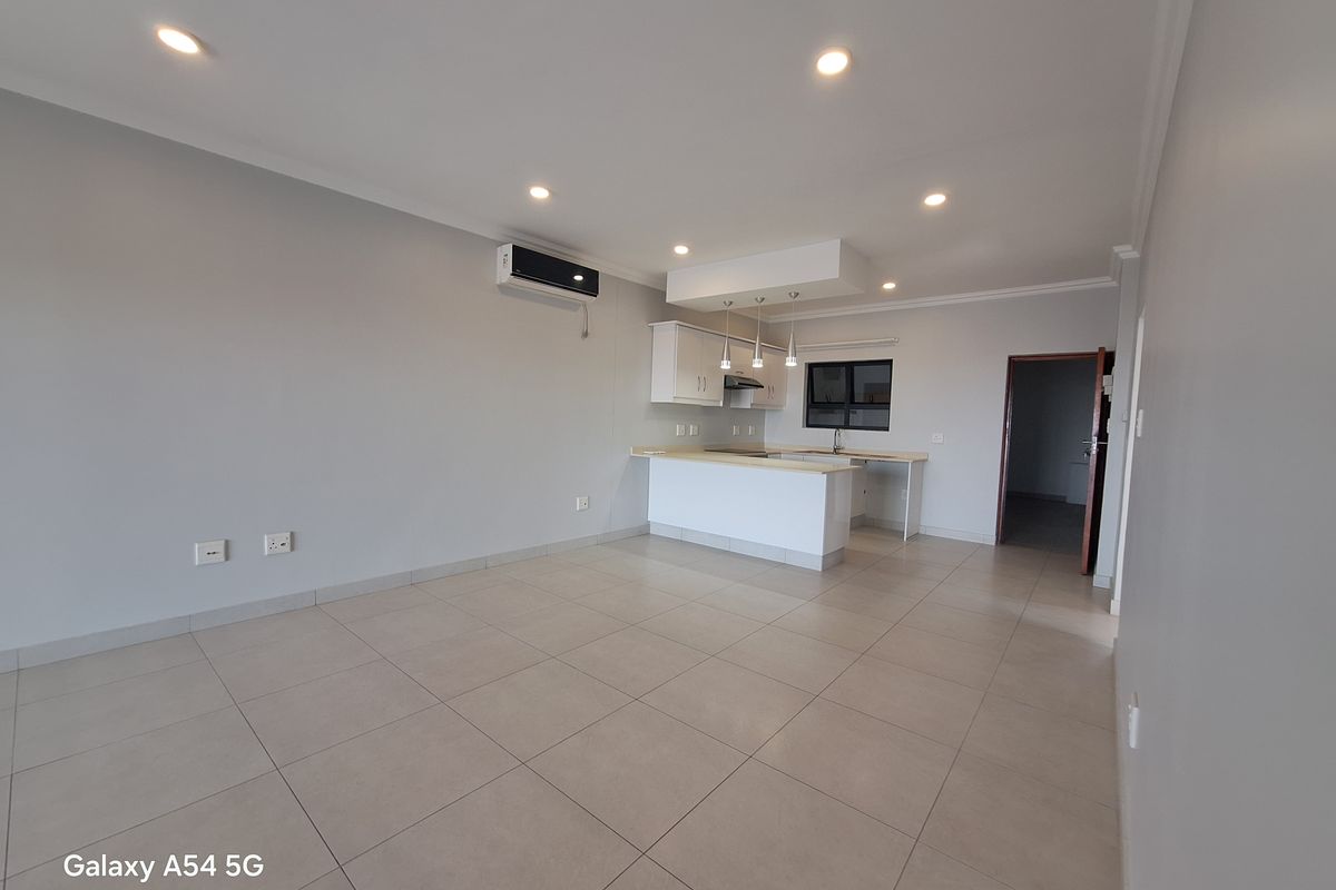 Penthouse with Exclusive Rooftop Garden - Photo 4