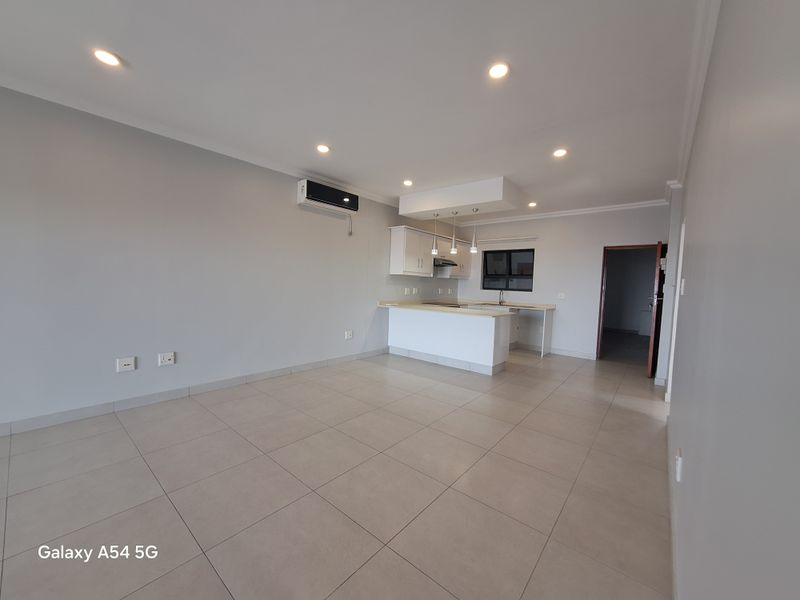 Penthouse with Exclusive Rooftop Garden - Photo 4