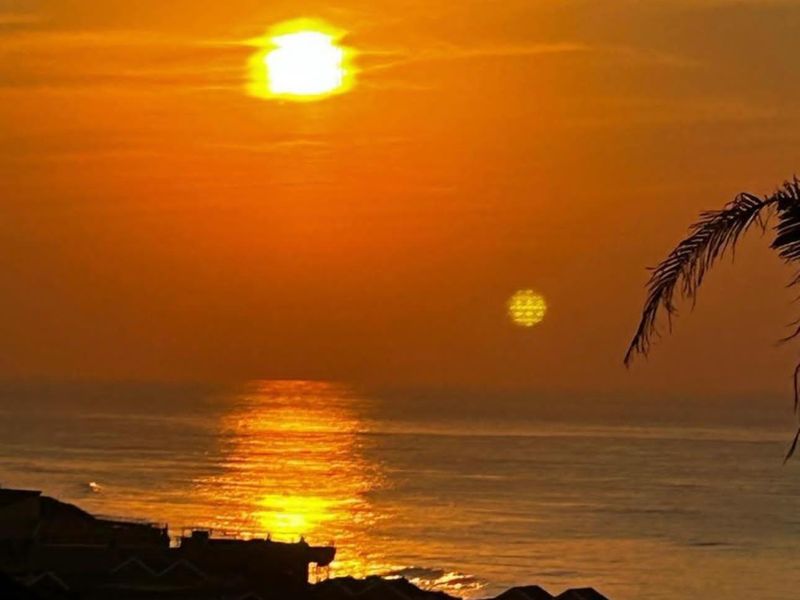 Executive Home And Guest House On Millionaires Mile Bluff - Photo 3