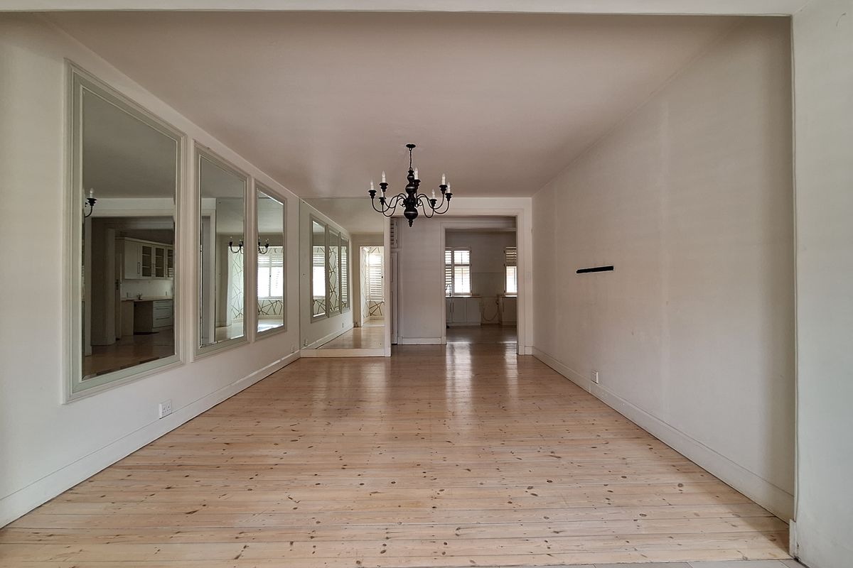 Ground Floor Unit - Photo 4