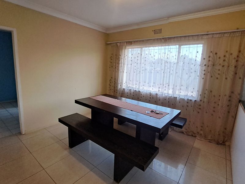 Lovely 3 Bedroom Family Home - Photo 6