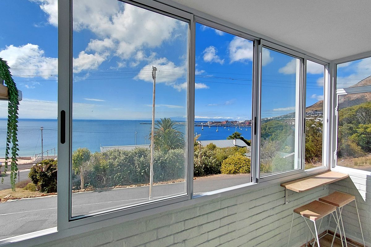 Sophisticated. Stylish. Serene. - Photo 4