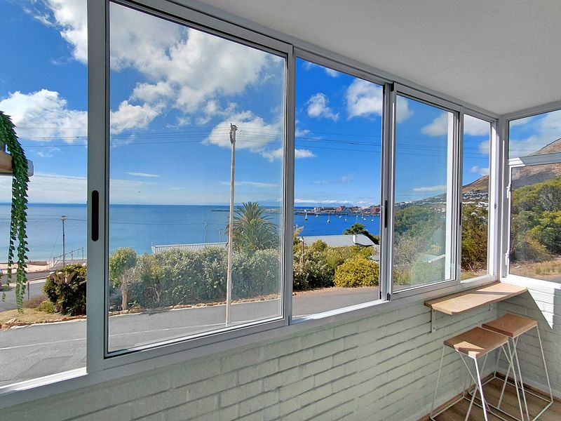 Sophisticated. Stylish. Serene. - Photo 4