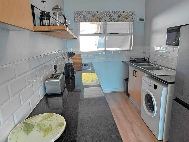 Sophisticated. Stylish. Serene. - Photo 8