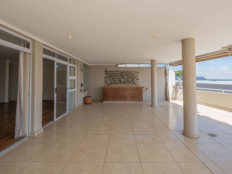 Luxury Living Above It All - Photo 6