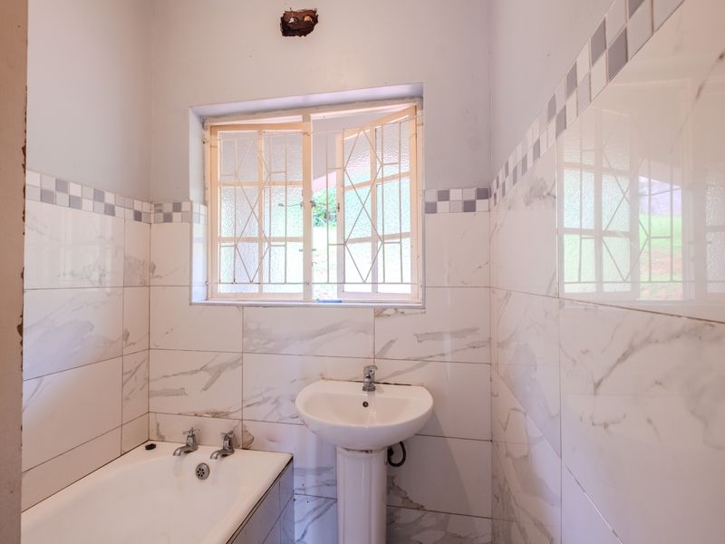 Family home to make your own - Photo 9