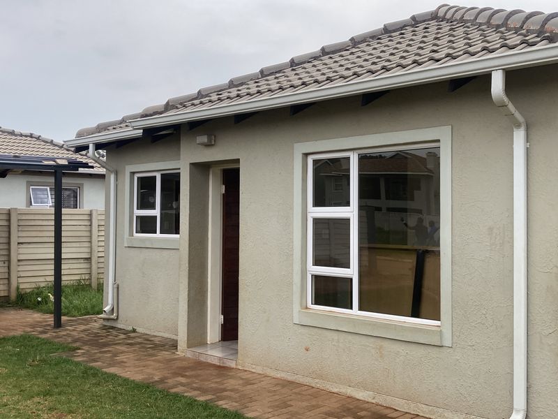 Peace of Mind Meets Modern Living – Brenthurst’s Hidden Gem - Photo 10