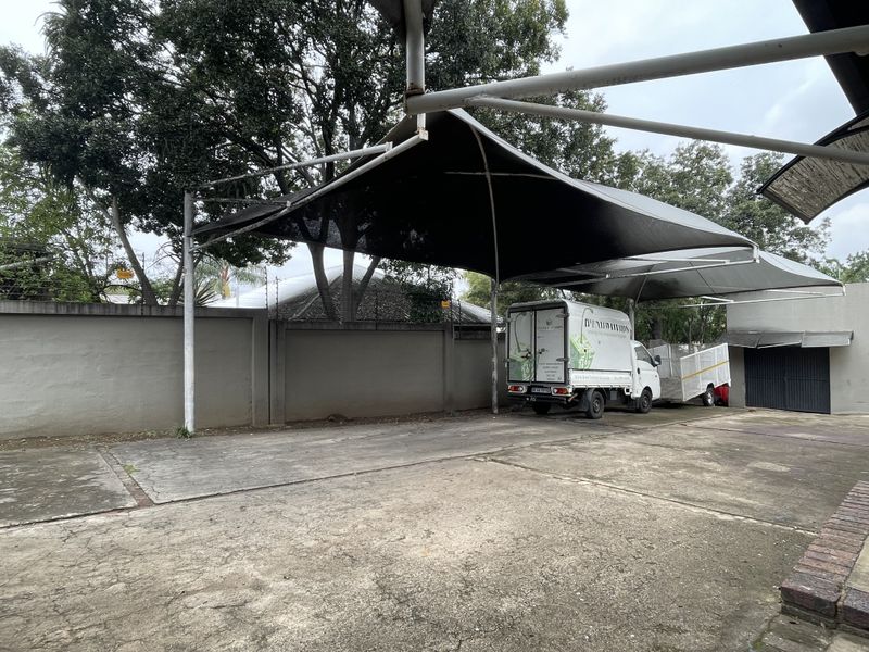 3‐Bedroom Home in the Highly Sought‐After Hazelwood Hub - Photo 4