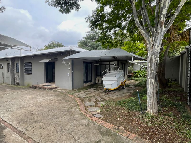 3‐Bedroom Home in the Highly Sought‐After Hazelwood Hub - Photo 10