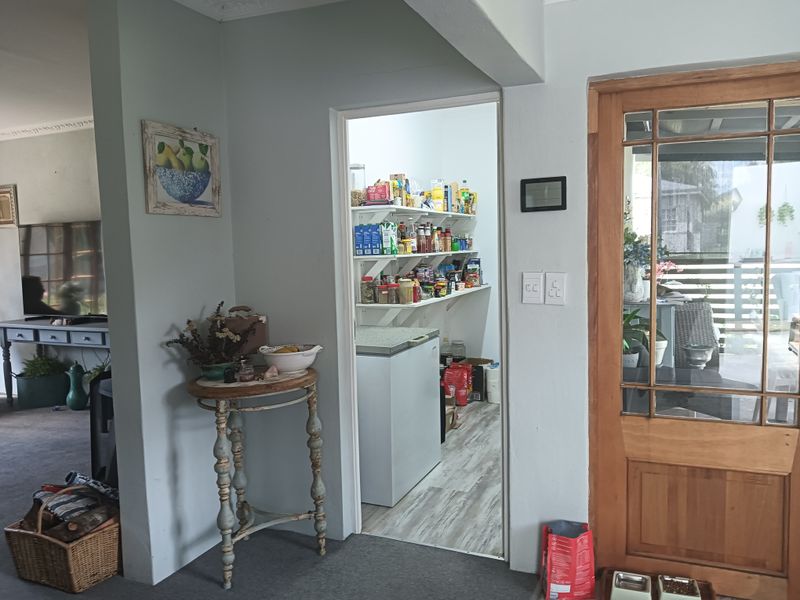 MODERN COUNTRY HOME IN RHODES VILLAGE - Photo 8