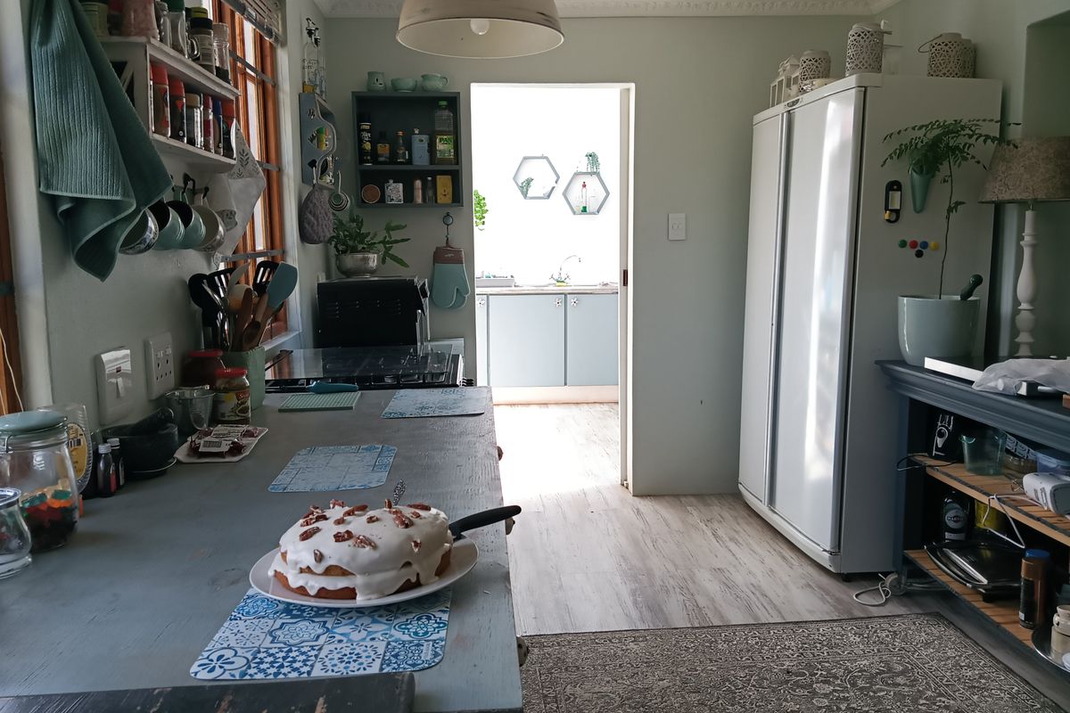 MODERN COUNTRY HOME IN RHODES VILLAGE - Photo 4