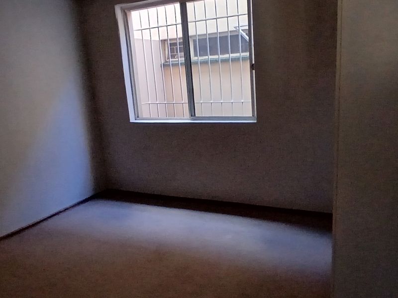 Spacious Ground Floor Gem in New Redruth - Photo 5