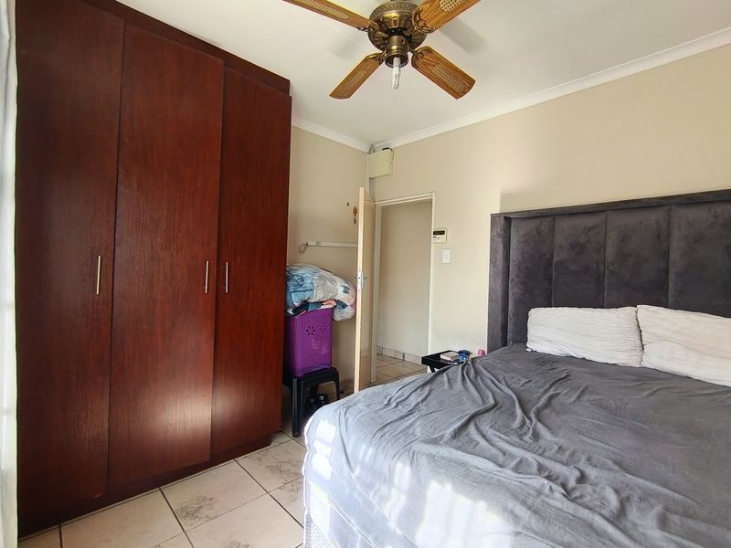 Stylish 3-Bedroom Home in Secure Estate - Photo 9