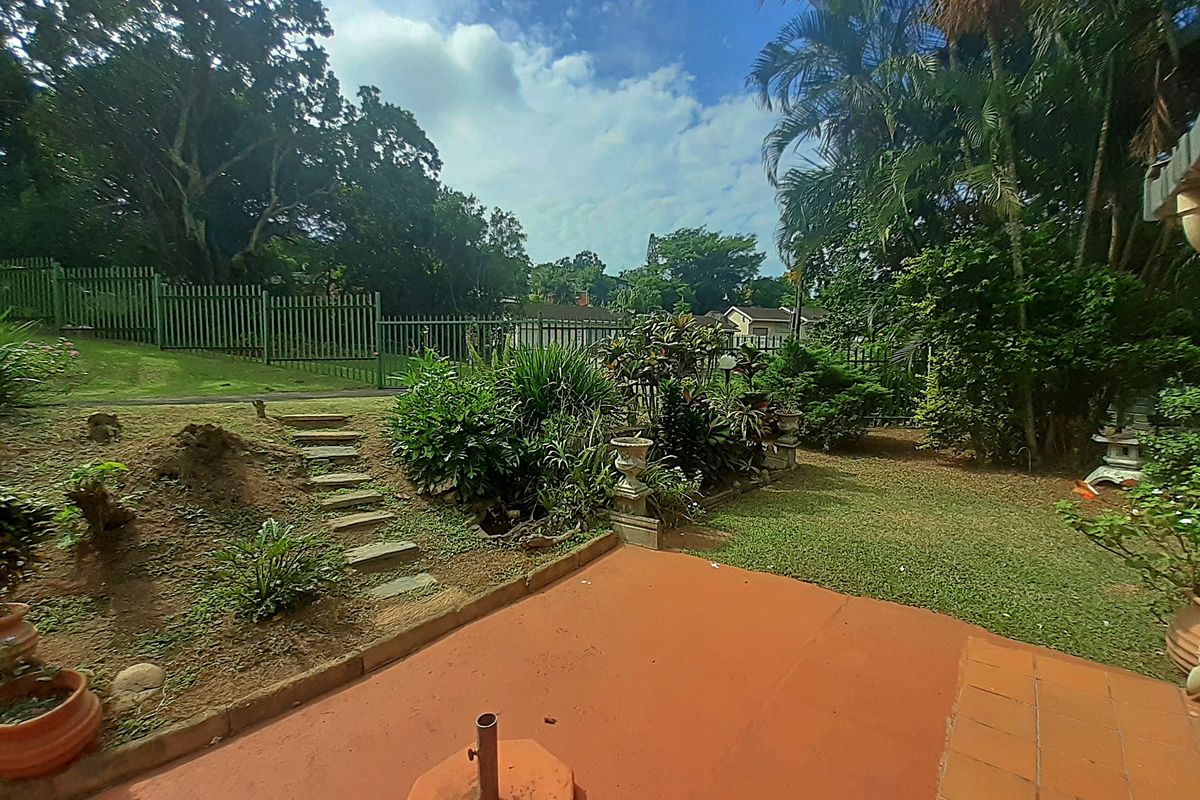 3 Bedroom House For Sale in Astra Park - Photo 2