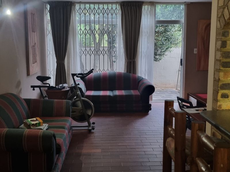 Unique Opportunity knocks! - Photo 3