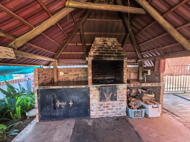 Townhouse in secure complex for sale in Parys - Photo 3