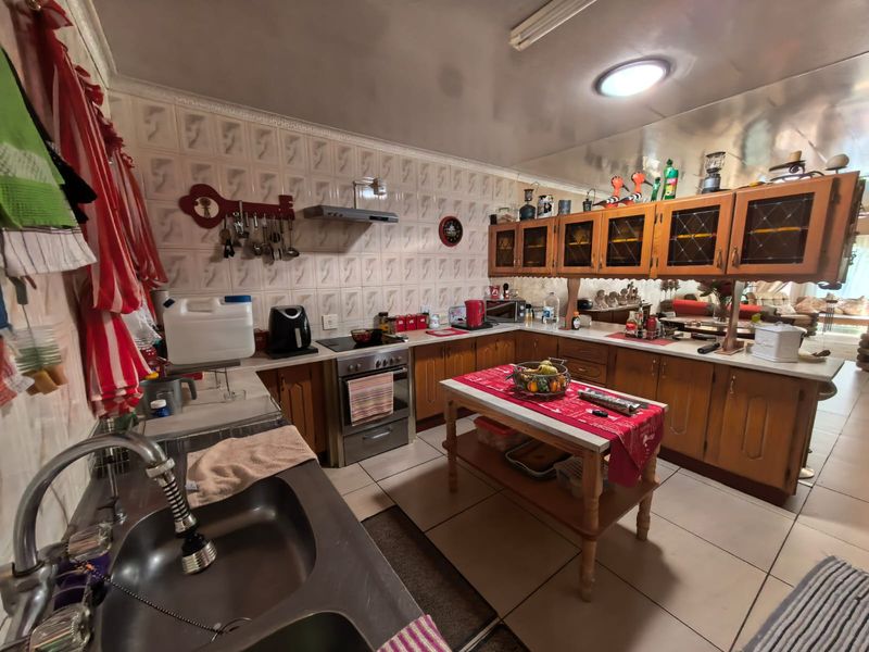 Townhouse in secure complex for sale in Parys - Photo 9