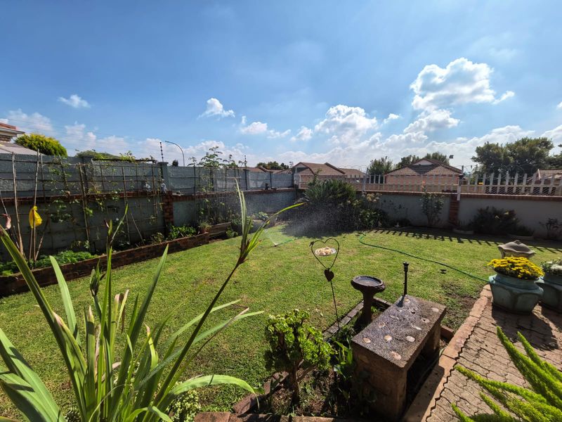 Townhouse in secure complex for sale in Parys - Photo 5