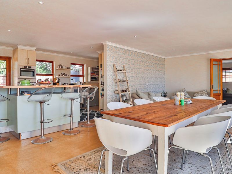 Off grid move in ready family home - Photo 6