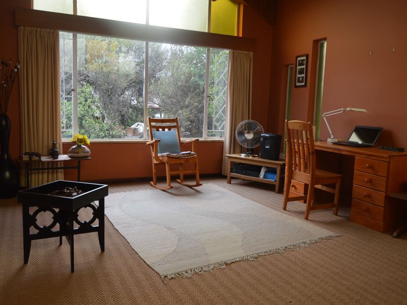 Magnificent 3 Bedroom With Study / Office - Photo 8