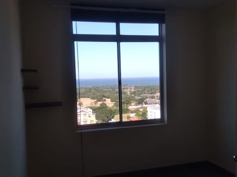 2 BedroomApartment with Views from Umhlanga to Bluff. NO TRANSFER DUTY! SOLE MANDATE! - Photo 8