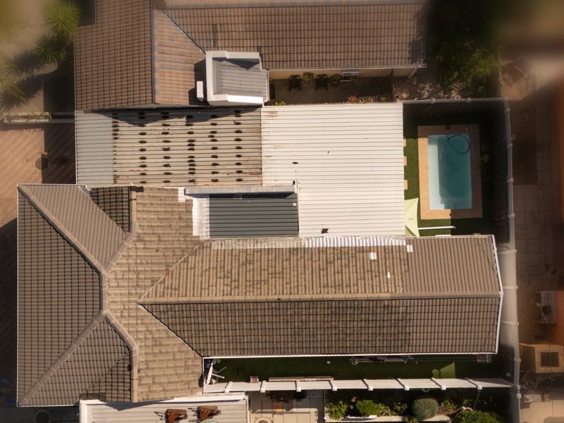 Fabulous Four Bedroom Family Home - Photo 6