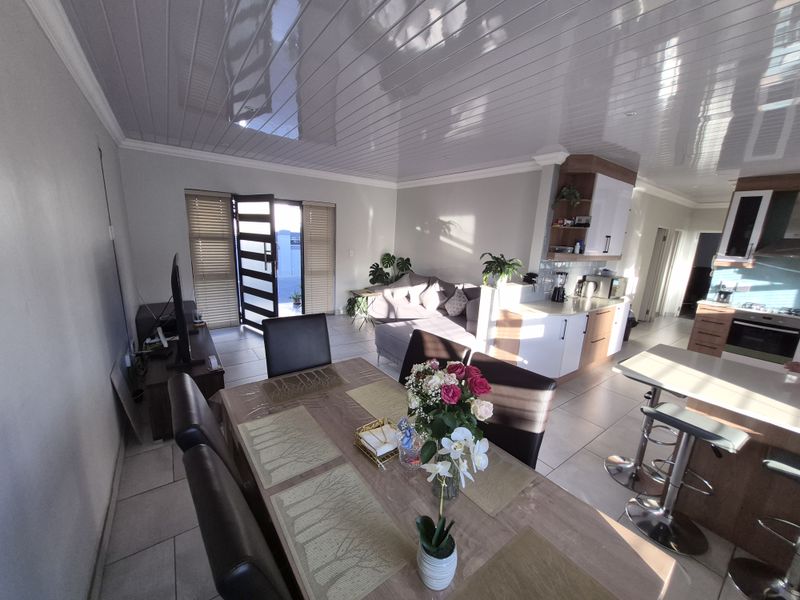 Modern 3 bedroom & 2 bathrooms - Photo 7