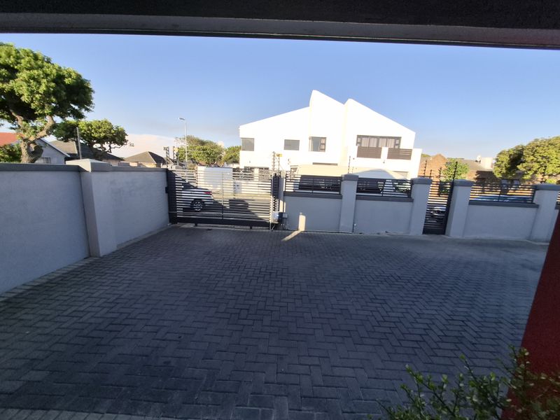 Modern 3 bedroom & 2 bathrooms - Photo 5