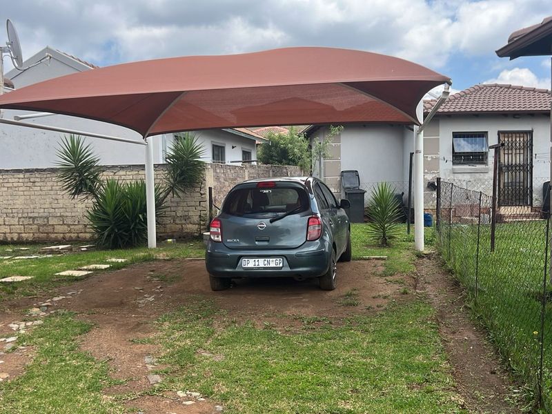 A two bedroom house for sale in Sharon park - Photo 2