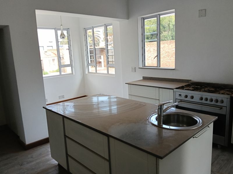 Almost Brand New Ground Floor Simplex in Small Complex - Photo 7