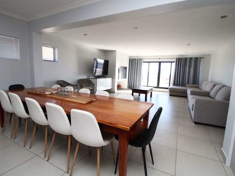 A holiday home for the extended family in sought after Calypso Beach Langebaan - Photo 7