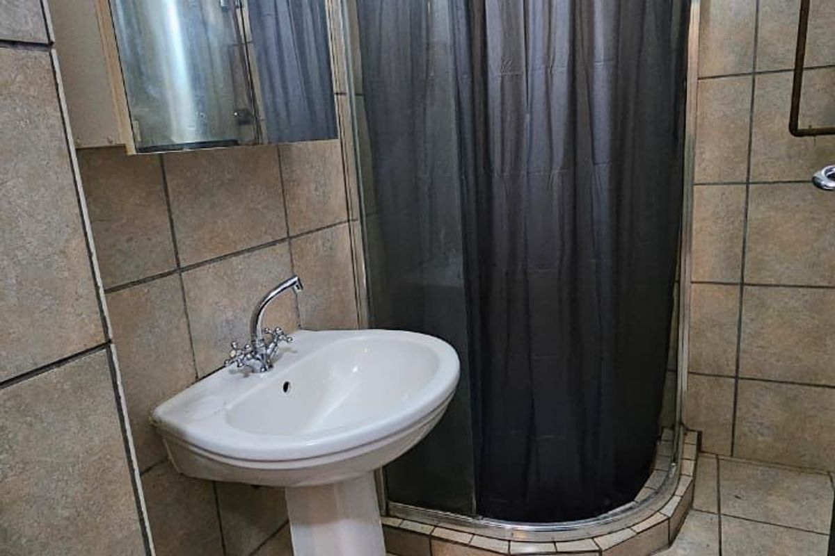 Comfort & Convenience in Carina Court, Rouxpark – Your Perfect Rental Awaits! - Photo 5