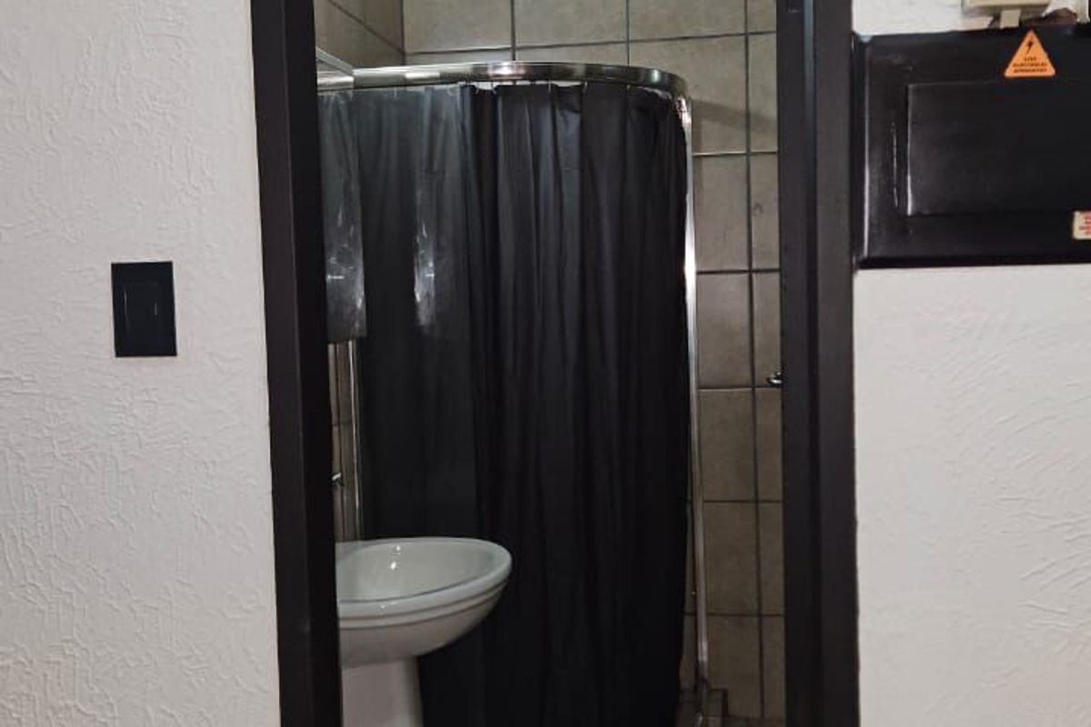 Comfort & Convenience in Carina Court, Rouxpark – Your Perfect Rental Awaits! - Photo 3